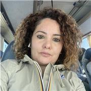 Emanuela, docente di materie letterarie presso scuola secondaria di primo grado, offre lezioni private di latino, italiano, storia e geografia per studenti delle scuole medie e superiori. Con competenza e passione, garantisco un supporto mirato per il suc